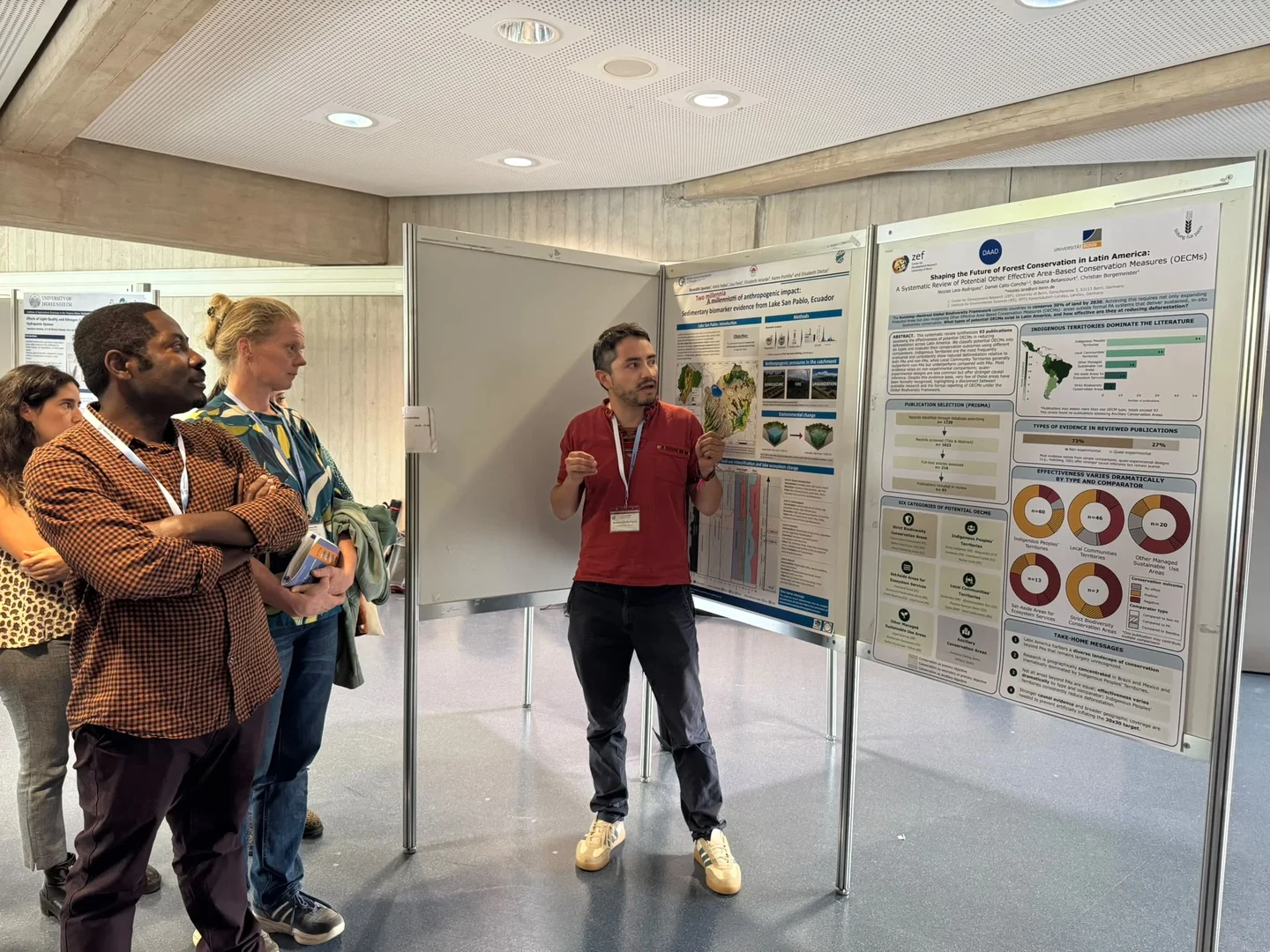 Nicolas Rodriguez discussing his research at Tropentag 2026